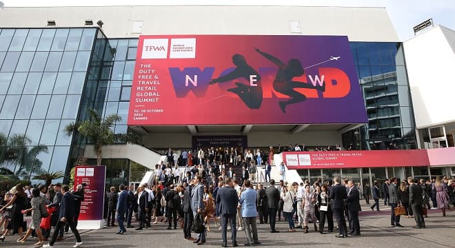 ASD / AMD PERFUME TRADE SHOW HALL OVERVIEW